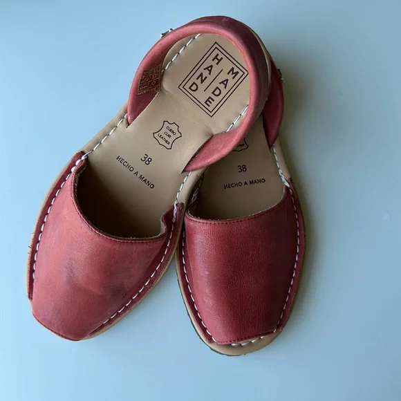 HANDMADE Avarcas peep toe red leather sandals sz 7.5 nwot - Picture 3 of 7